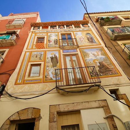 Duplex En Planta Baja Junto A La Catedral Lägenhet Tarragona Exteriör bild