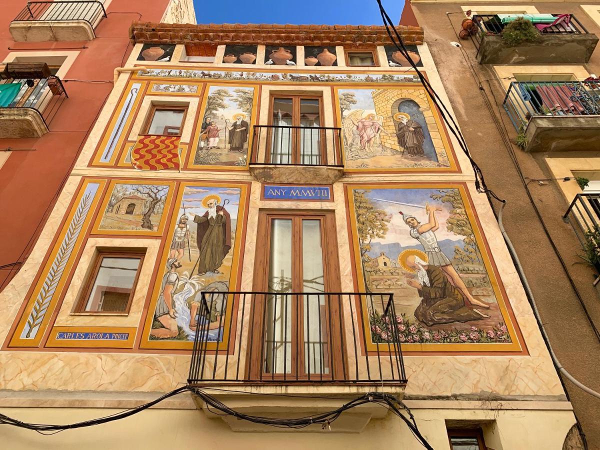 Duplex En Planta Baja Junto A La Catedral Lägenhet Tarragona Exteriör bild