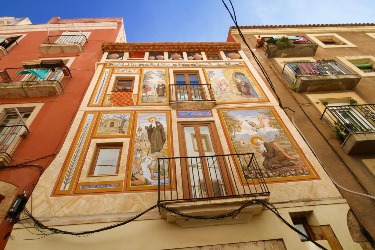 Duplex En Planta Baja Junto A La Catedral Lägenhet Tarragona Exteriör bild